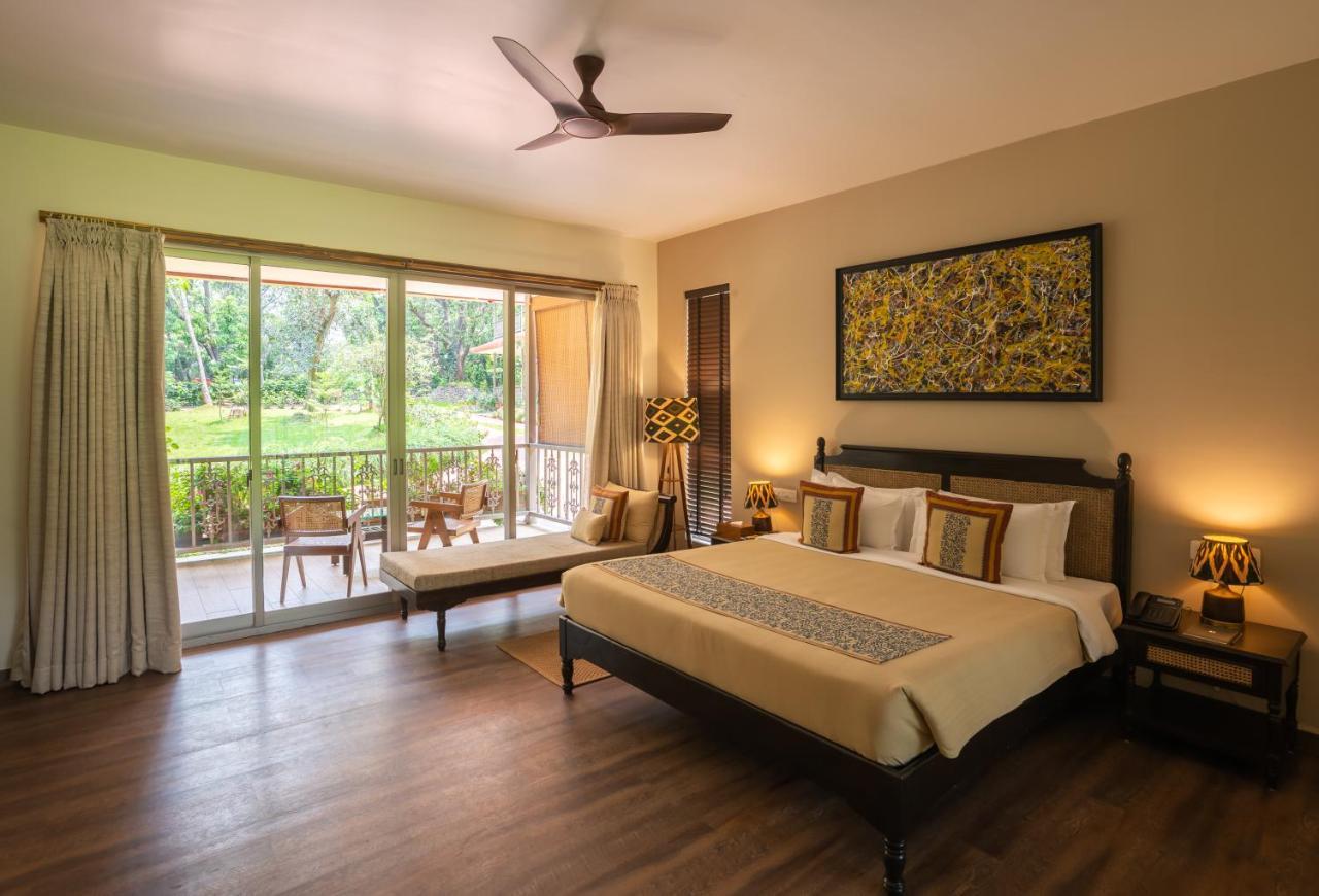 Oleander Farms, Karjat Hotell Exteriör bild
