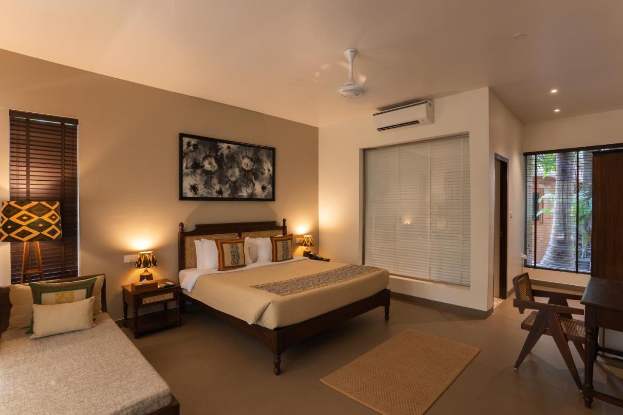 Oleander Farms, Karjat Hotell Exteriör bild